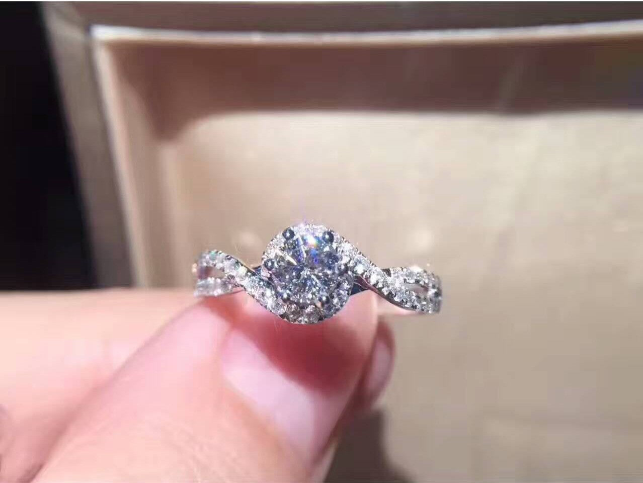 Infinity Love & Romance 925 Sterling Silver Platinum Plated 0.5 Carat D Color Moissanite Promise Engagement Ring